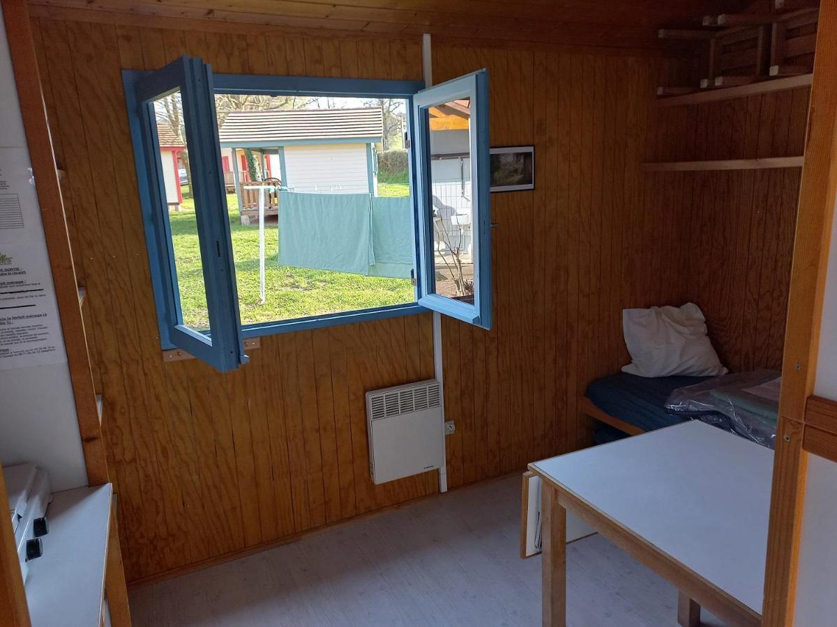 Camping Les Feuilles Chauffailles Exterior foto